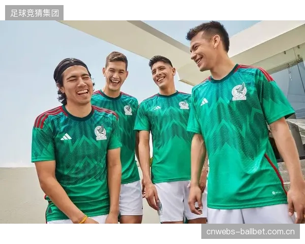 墨西哥队在世界杯前的热身赛中表现出色，球队整体状态正处于上升期。